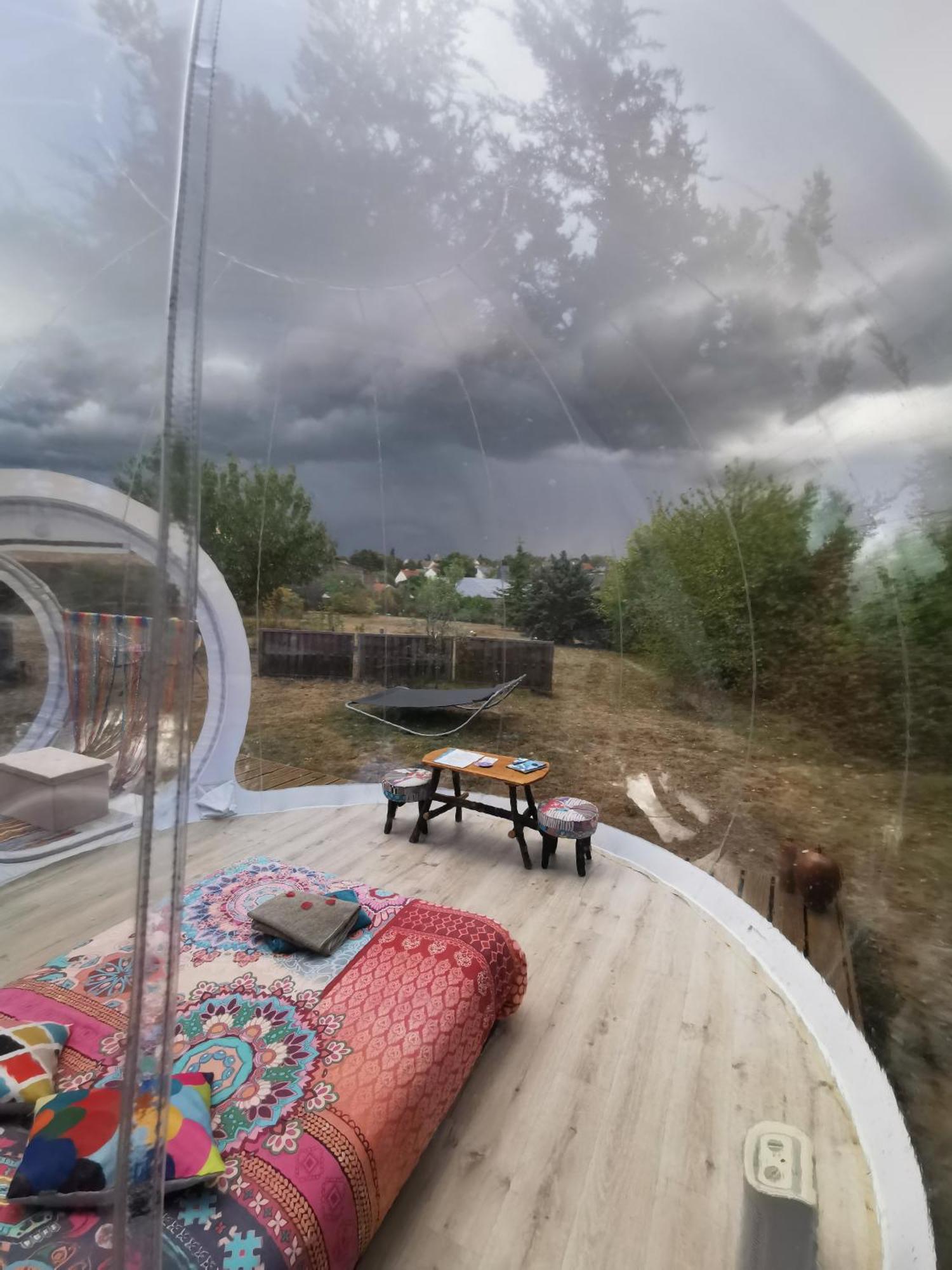 La Bulle Des Champs Bed & Breakfast Champmotteux Ruang foto
